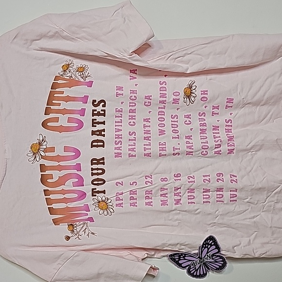 5/25 ❤️ Music City Nashville Tour Graphic Tshirt - Picture 7 of 7